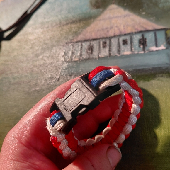 unbranded Jewelry - Patriotic Paracord Bracelet